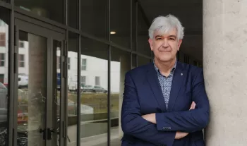Veto - Peter Lievens is kandidaat-rector: 'Een onderwijsvrije zomer is beter voor iedereen'